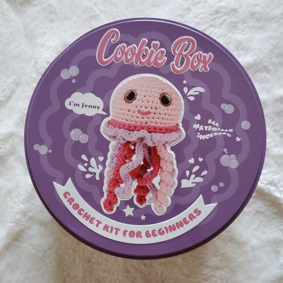 Cookie Box Crochet Kit for Beginners Jellyfish Jenny Read Description - Picture 3 of 6